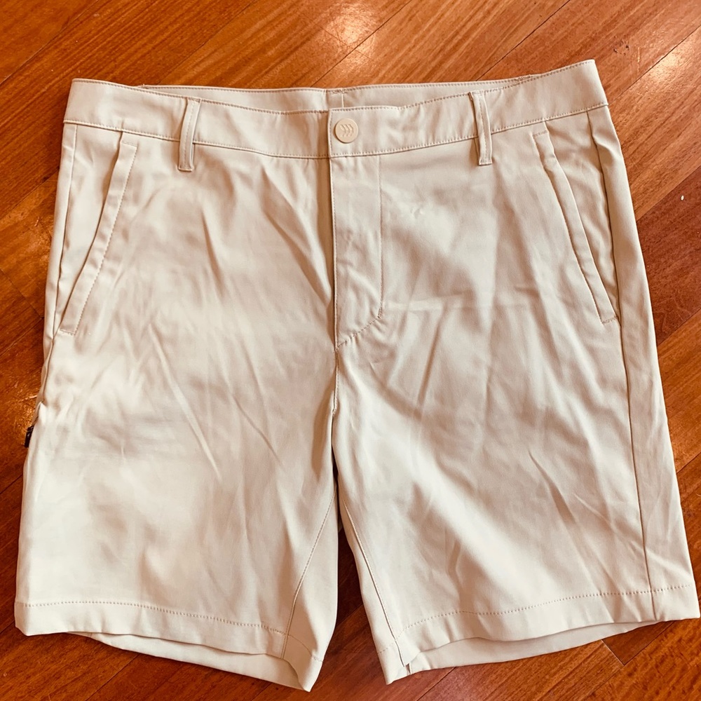 all in motion | men’s shorts